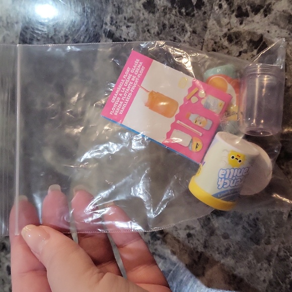 Miniverse Make It Mini Cafe Creamsicle Float - Picture 4 of 4